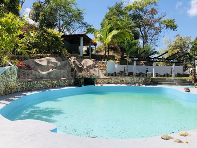 Mountain View Lot for Sale in Exclusive Chica Community